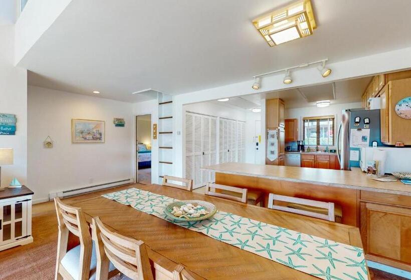 Апартаменты 2 Спальни, Port Ludlow Resort Condo