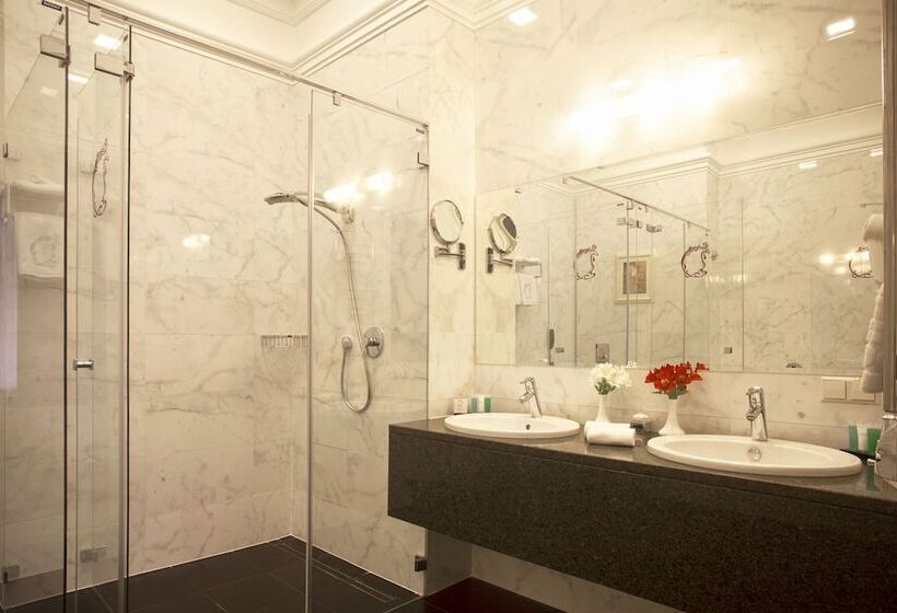 Президентский Люкс, Ribas Duke Boutique