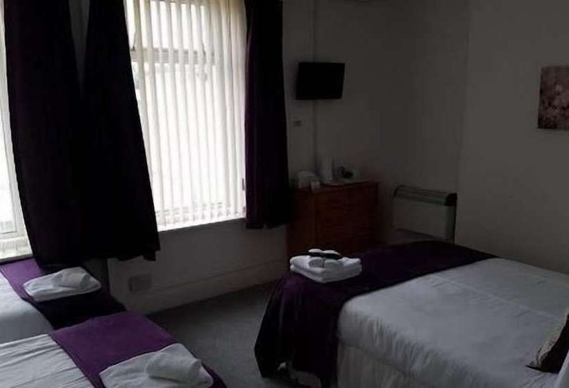 Quarto Familiar, The Wilton