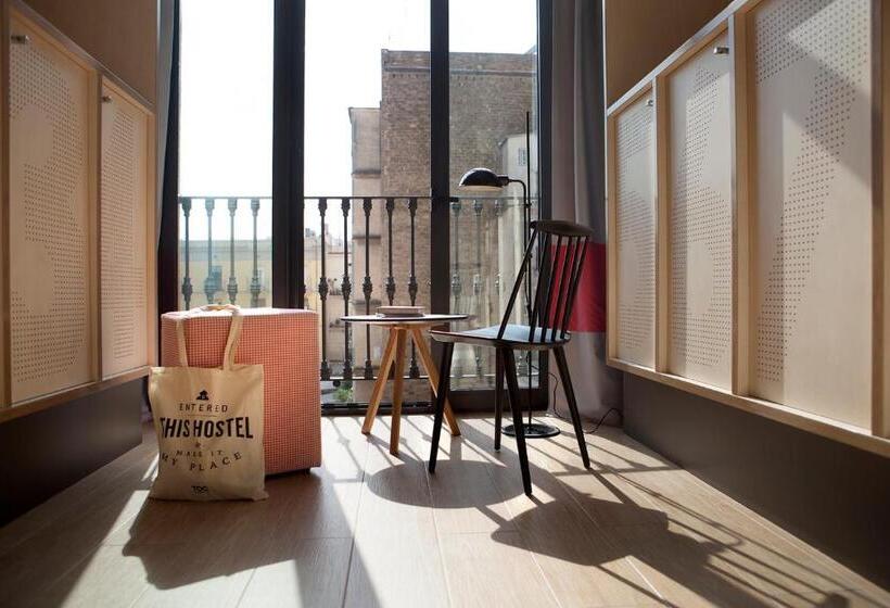 Семейный Номер, Toc Hostel Barcelona