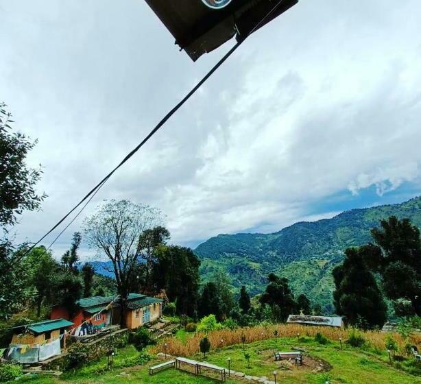 샬레, Chopta Eco Cottage & Camping