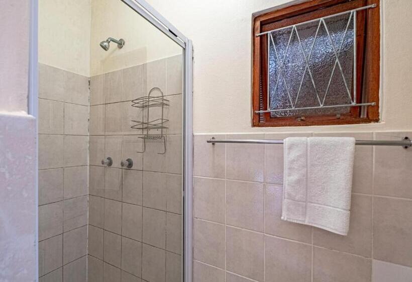 Семейный Номер, 5 Third Avenue Guesthouse