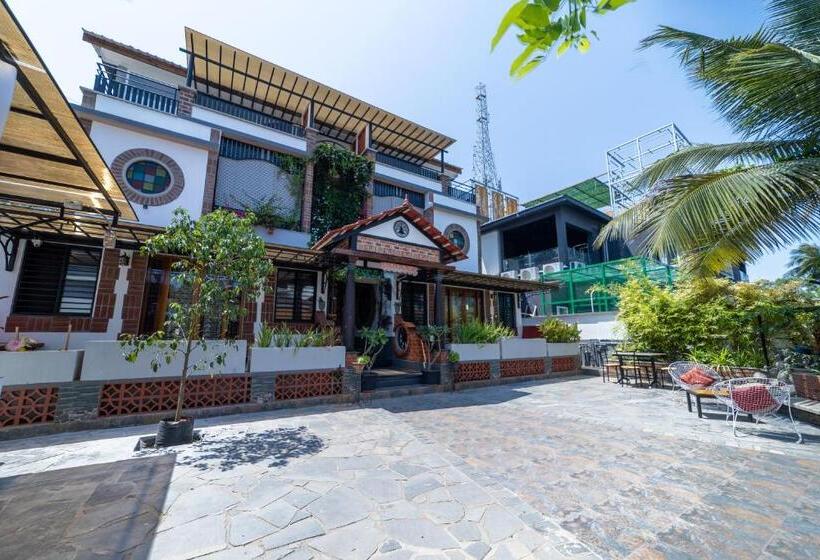 سوییت خانوادگی, Mermaid Farm House