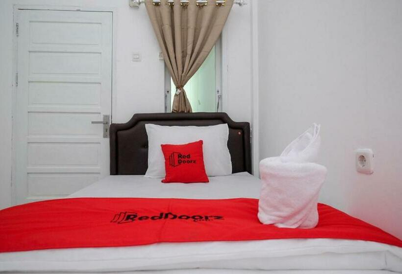 스탠다드 룸, Reddoorz Plus At Lovina Inn Tonrangeng River Side
