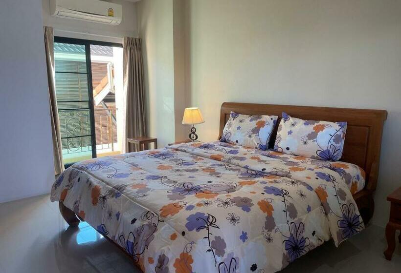 Номер Стандарт с Балконом, Laph Kham House