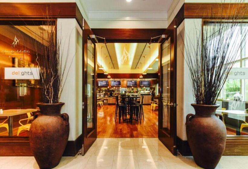سوئیت 2 خوابه, Stunning Balcony Strip View Mgm Signature  Free Valet