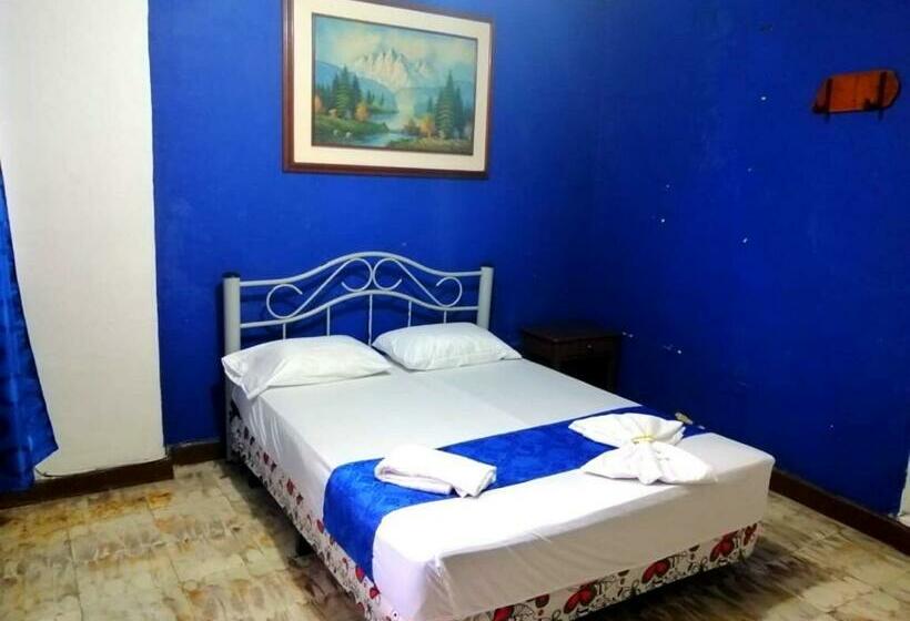 Номер Стандарт, Hostal El Rey