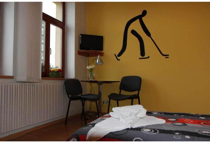 스탠다드 트리플 룸, Bed & Breakfast Penzion Brno
