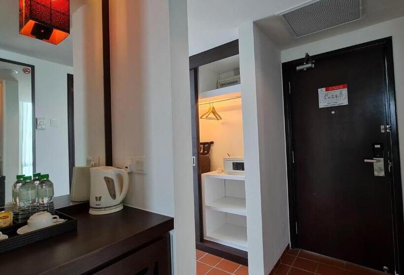 Suite, Swan Garden