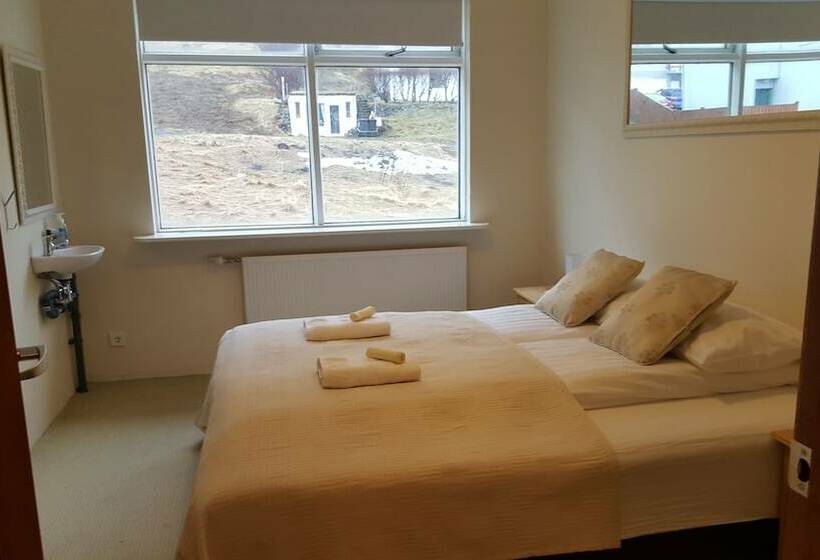 اتاق استاندارد با سرویس بهداشتی مشترک, Comfy Guesthouse Westfjords
