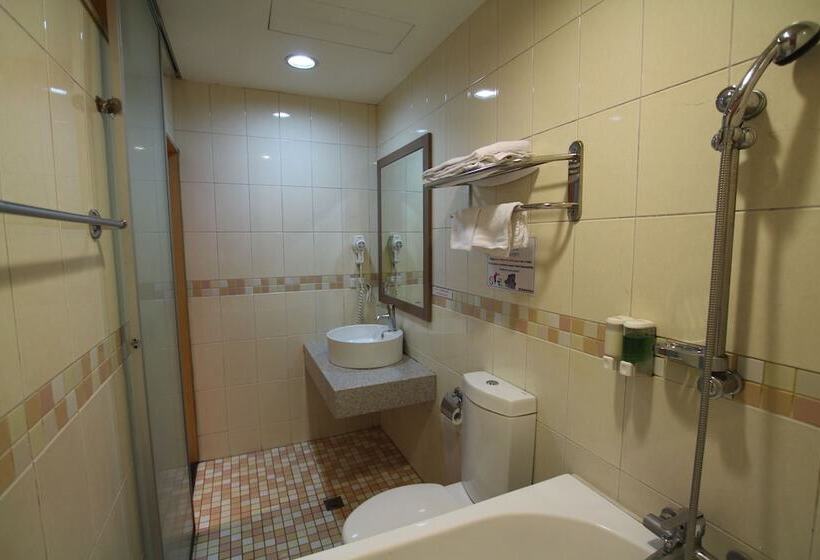 اتاق استاندارد یک نفره, Tanxiang Resort Hotel Sun Moon Lake Harbour   Sun Moon Lake Pier