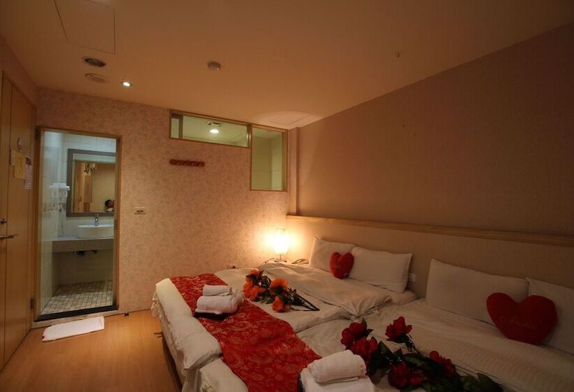 اتاق استاندارد چهار تخته, Tanxiang Resort Hotel Sun Moon Lake Harbour   Sun Moon Lake Pier