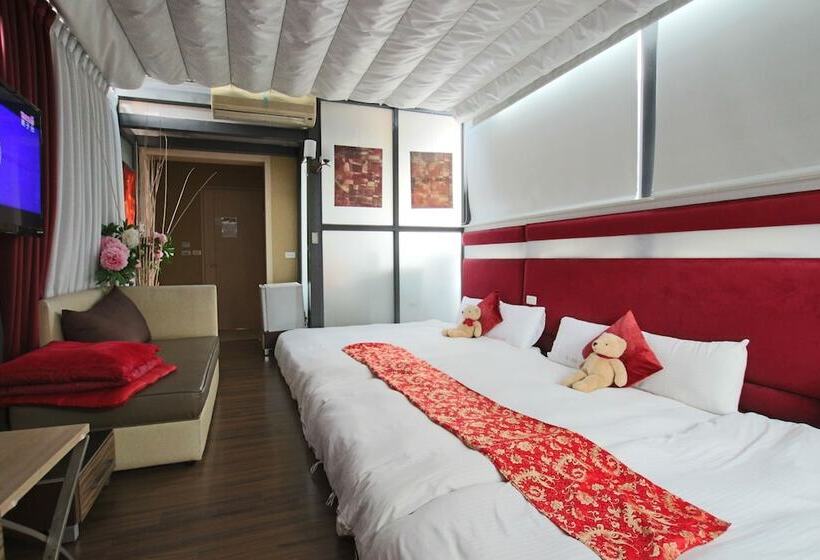 سوئیت پرزیدنت, Tanxiang Resort Hotel Sun Moon Lake Harbour   Sun Moon Lake Pier