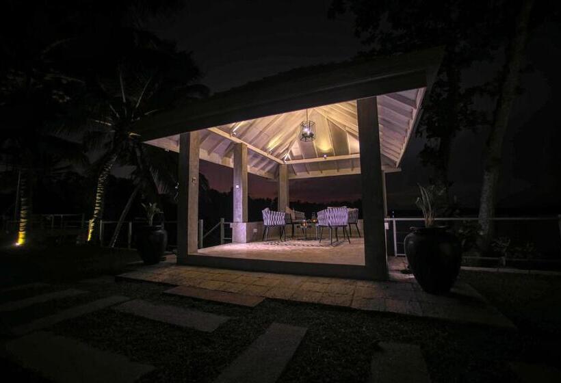 Номер Deluxe Кровать Кинг, The Niche By Dbi   10 Minutes To The Beach
