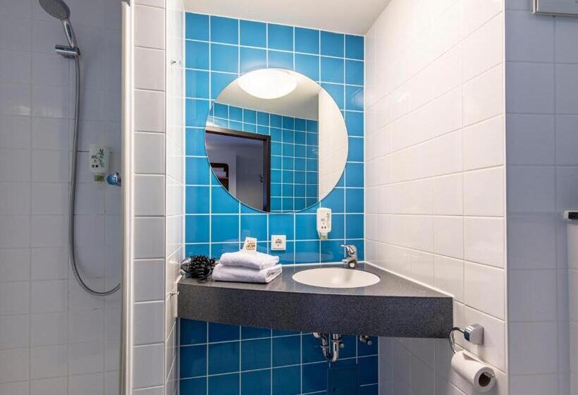 اتاق خانوادگی, B&b Hotel Augsburg Süd