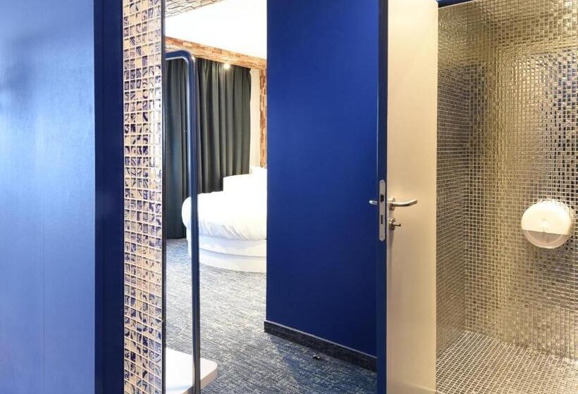 Люкс с гидромассажем, Ibis Styles La Louviere