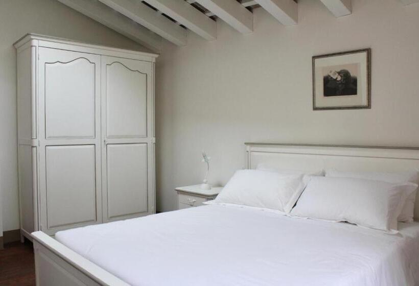 اتاق استاندارد با چشم‌انداز باغ, Villa Trieste M