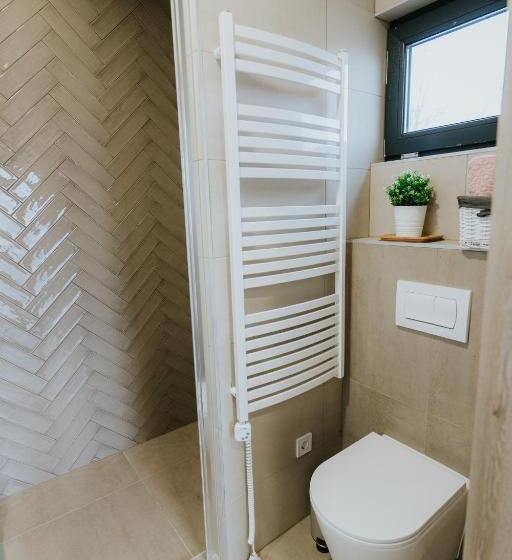 Семейный Номер, Gyopár Lodge   Gyopárosfürdő