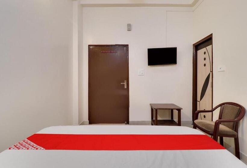 Трехместный Номер Классика, Oyo 85652  Tejas