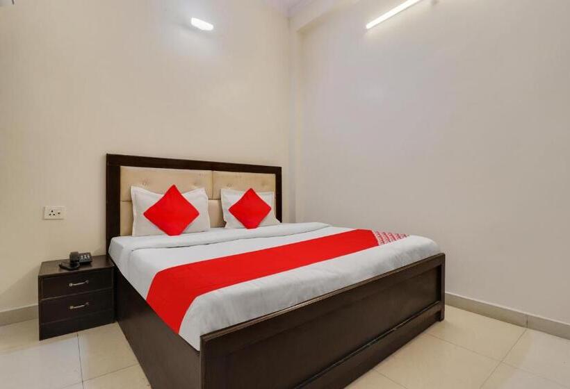 Трехместный Номер Классика, Oyo 85652  Tejas