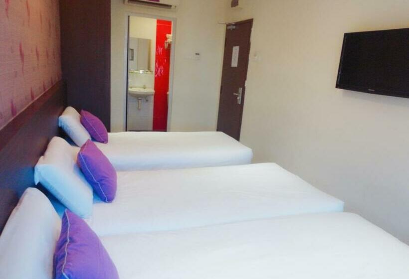 Люкс Superior, Remember Hotel Bukit Gambir