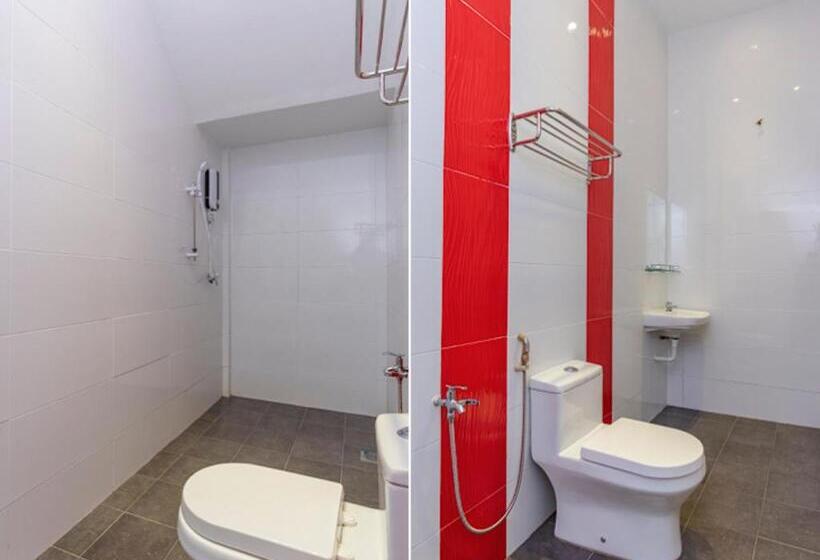 Номер Deluxe Кровать Кинг, Remember Hotel Bukit Gambir