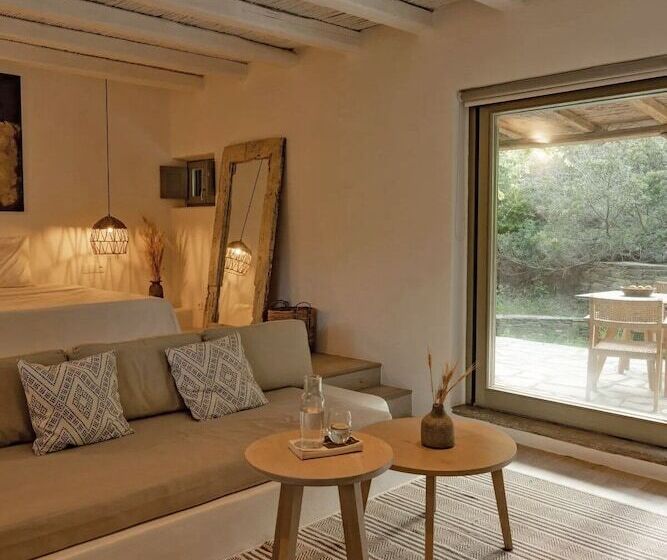1间卧室的房子, Onar Andros