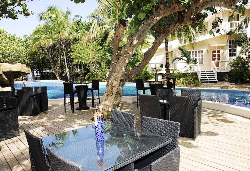 ویلای 3 خوابه, Paradise Beach Hotel & Resort