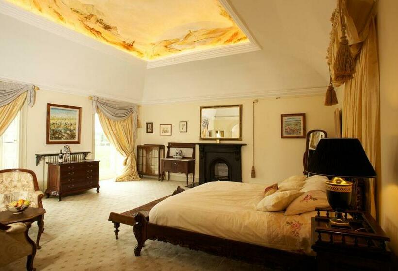 Люкс Классика, Grange Manor