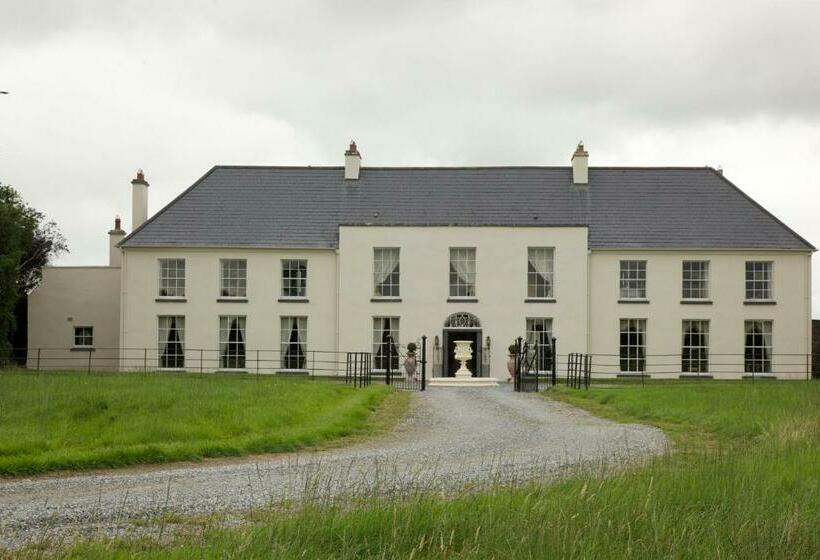 Номер Стандарт, Grange Manor
