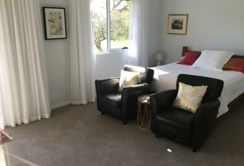 디럭스 스튜디오, Studio Echunga Adelaide Hills