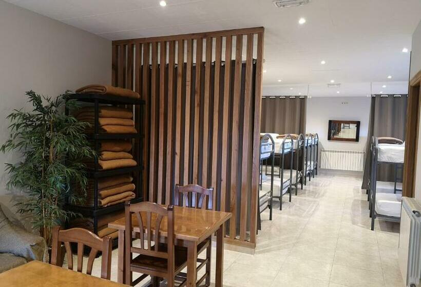 공동 객실, Albergue Restaurante Casa Herminia
