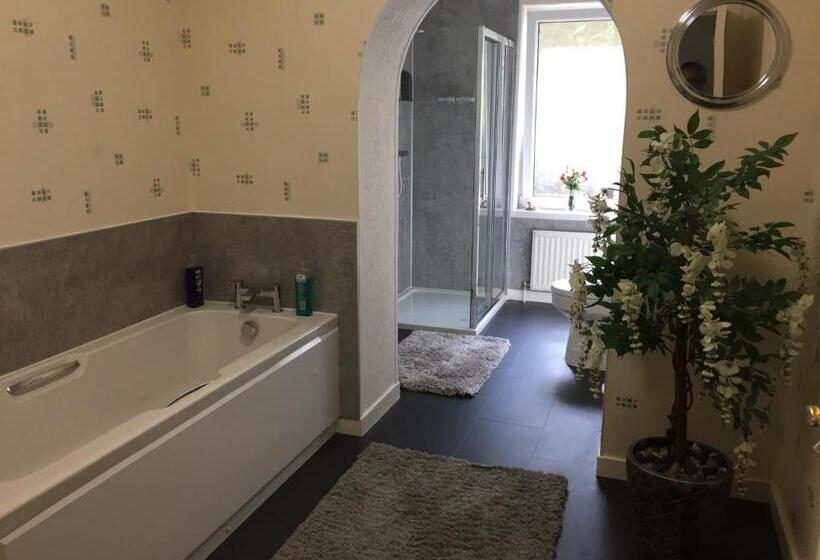Standard room with outdoor bath, The Sheiling B&b   Nc 500