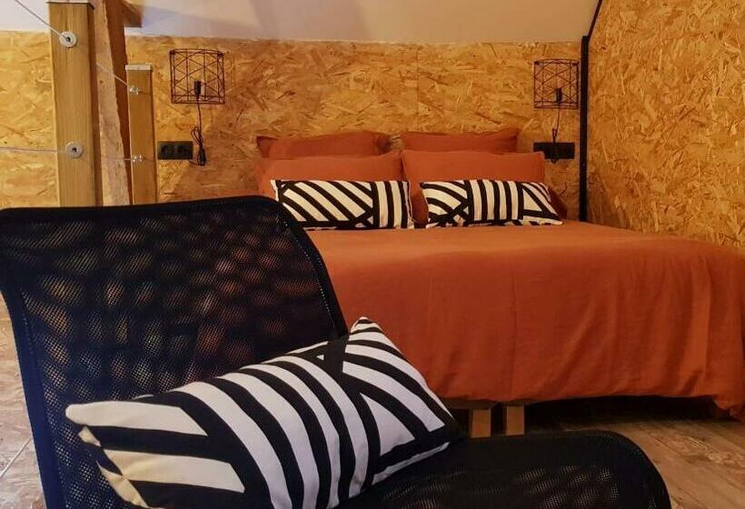 Номер Deluxe, Au Soleil Vert   Chambre De Charme Avec Spa Et Sauna Privés
