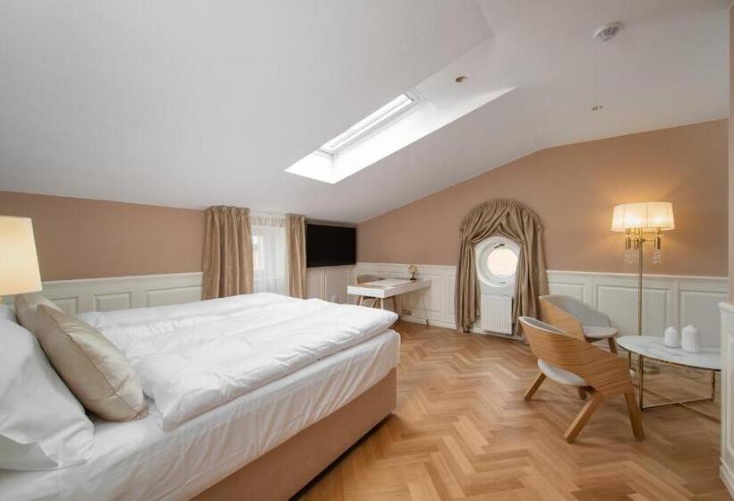 Номер Deluxe, & Restaurant Chateau Trnová