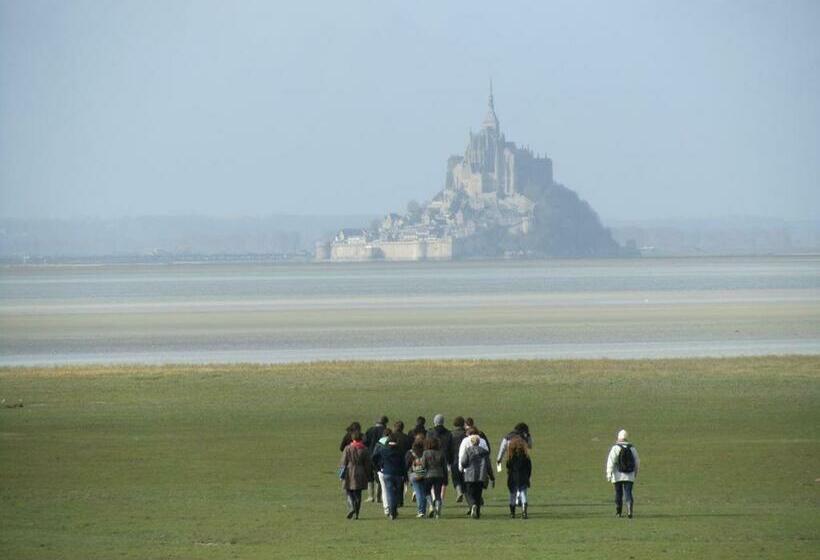 Номер Стандарт Вид на Море, Entre Mont St Michel Et Merveille