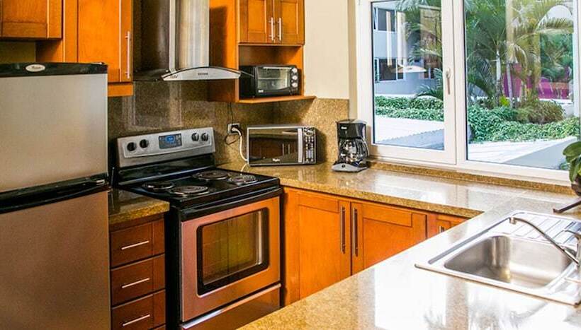 سوئیت راحتی, Apart Hotel Casa Serena