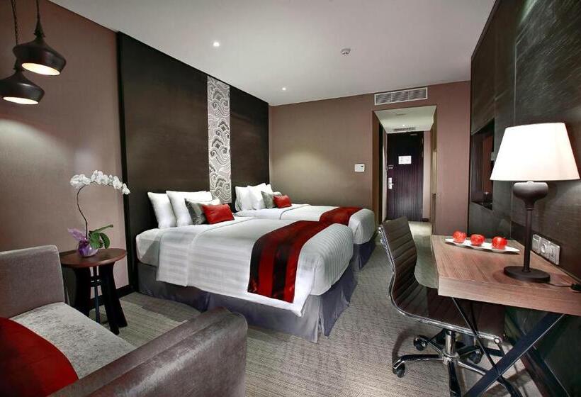 Номер Deluxe, Aston Priority Simatupang Hotel And Conference Center