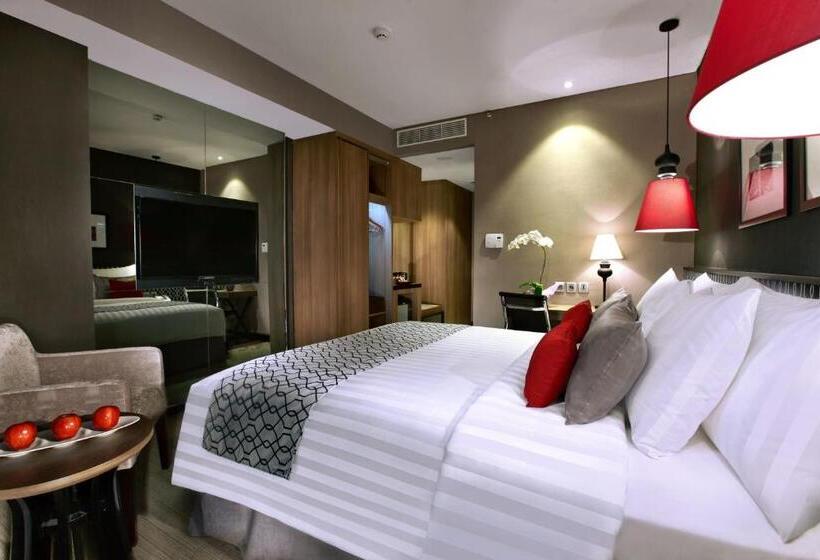 Номер Deluxe, Aston Priority Simatupang Hotel And Conference Center
