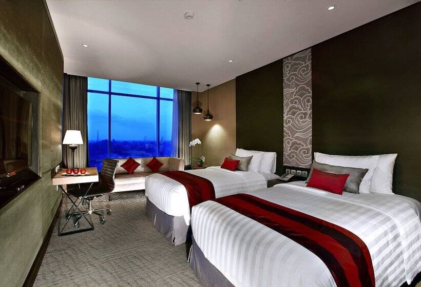 Номер Deluxe, Aston Priority Simatupang Hotel And Conference Center