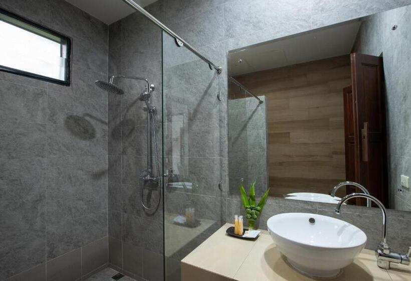 Семейный Номер Deluxe, Pimanninn