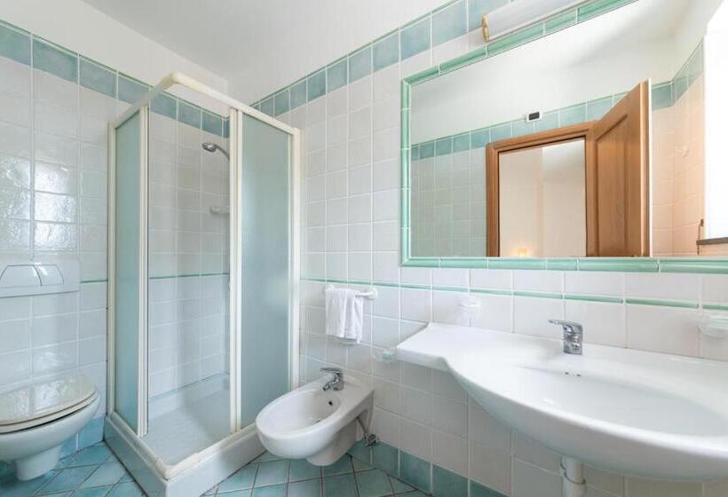 Четырехместный Номер Стандарт, La Capannina   Hotel & Apartments