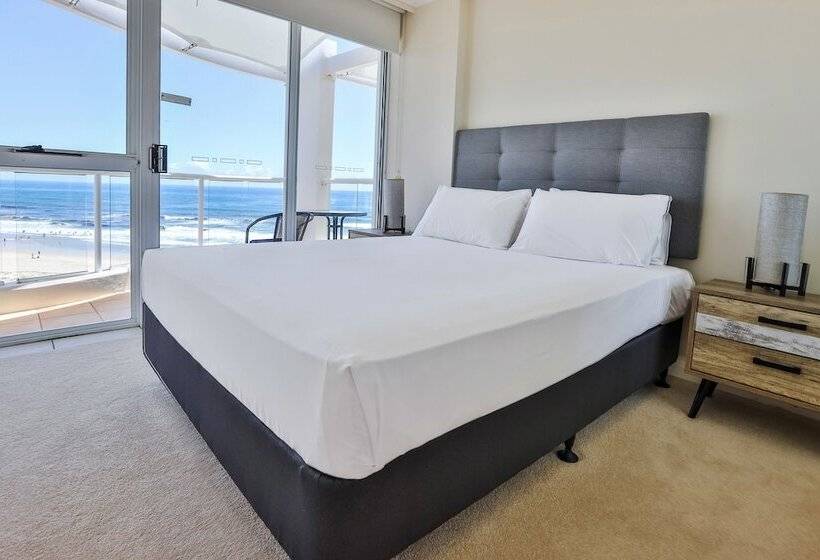 Апартаменты 3 Спальни, Regency On The Beach