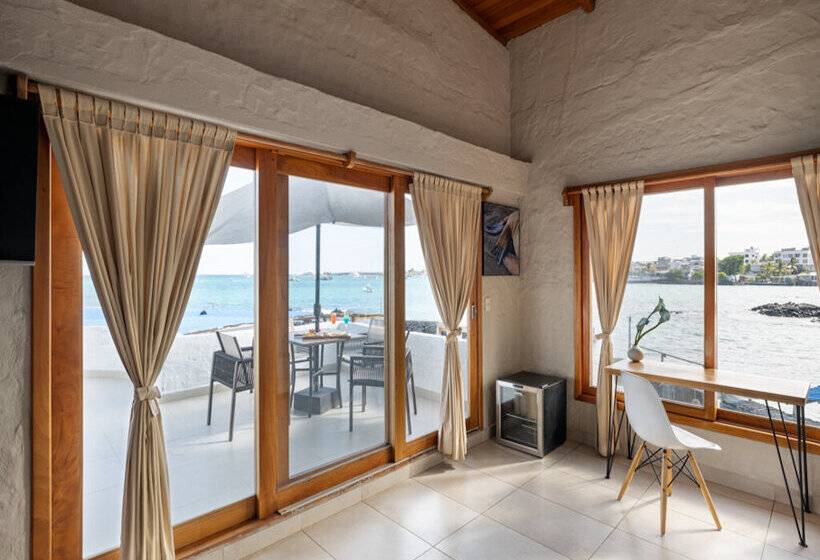Люкс, Blu Galapagos Sustainable Waterfront Lodge