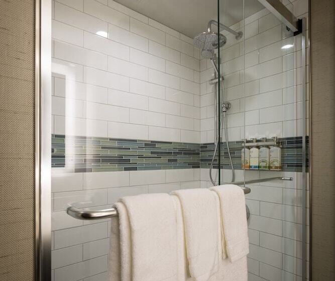 带2个双人床的标准工作室, Even Hotel New York   Times Square South, An Ihg