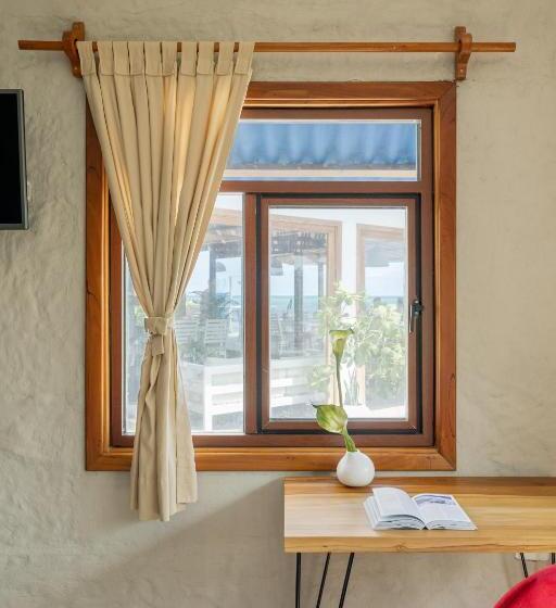 Номер Superior, Blu Galapagos Sustainable Waterfront Lodge