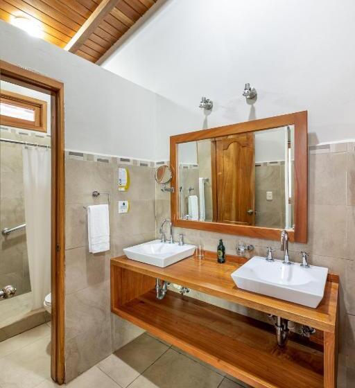 Номер Стандарт, Blu Galapagos Sustainable Waterfront Lodge