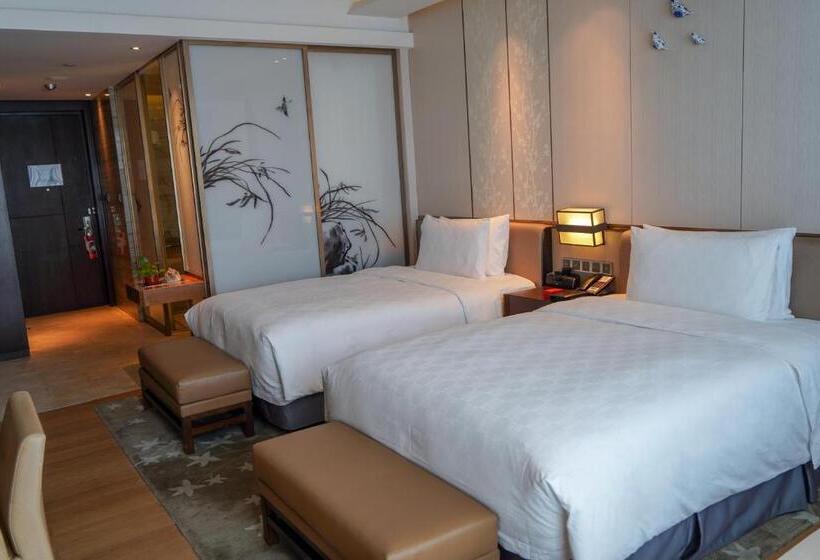Номер Superior, Hualuxe Hotels & Resorts Nanchang High Tech Zone, An Ihg