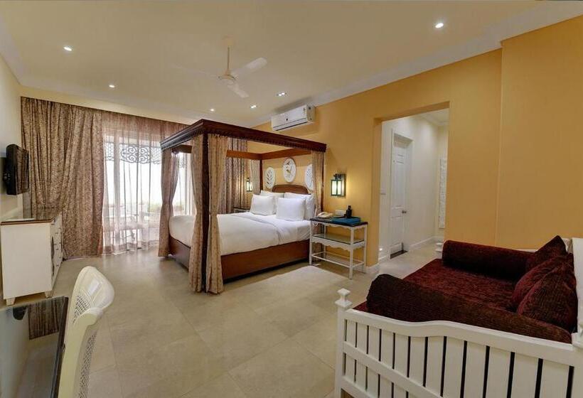 家庭套房, Mayfair Palm Beach Resort