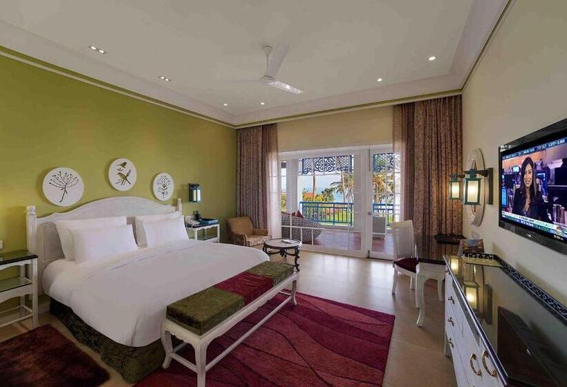 高级客房, Mayfair Palm Beach Resort